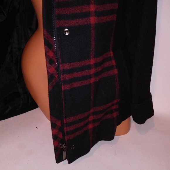 Wardrobe Essentials Jacket Coat Size 8 Black Red Plaid Zip & Snap Pit to Pit 21" - Picture 7 of 15